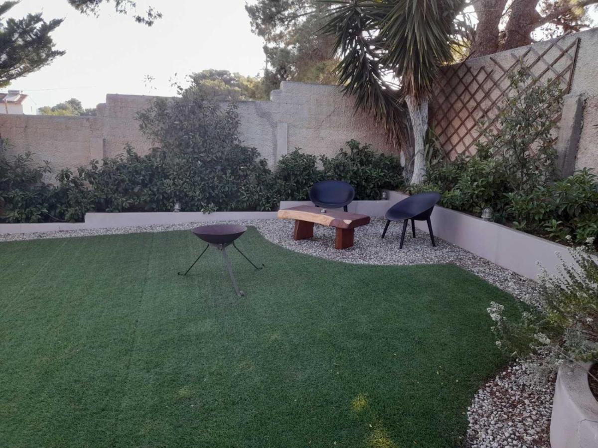 Suite With Garden Agia Marina  Exterior photo
